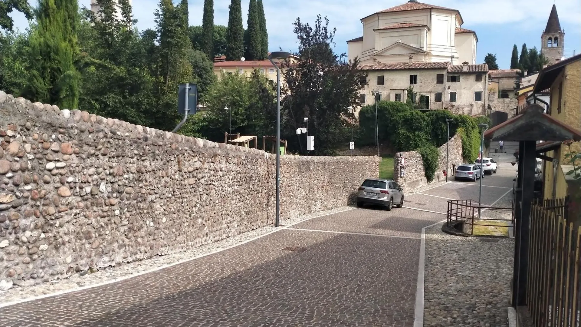 Gasthof B&B Gardasee Castelnuovo del Garda Italien